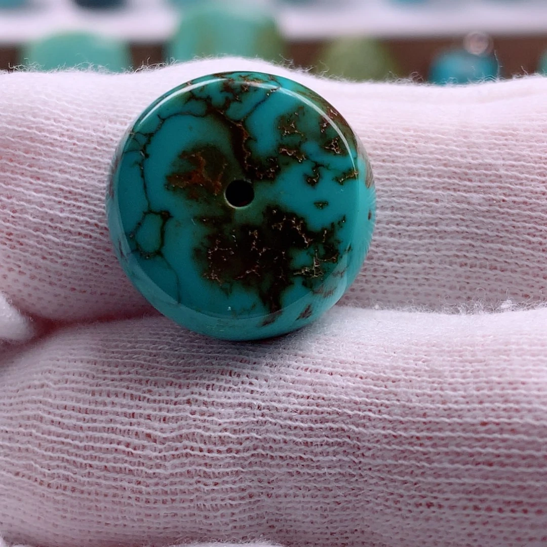 绿松石未镶嵌挂件