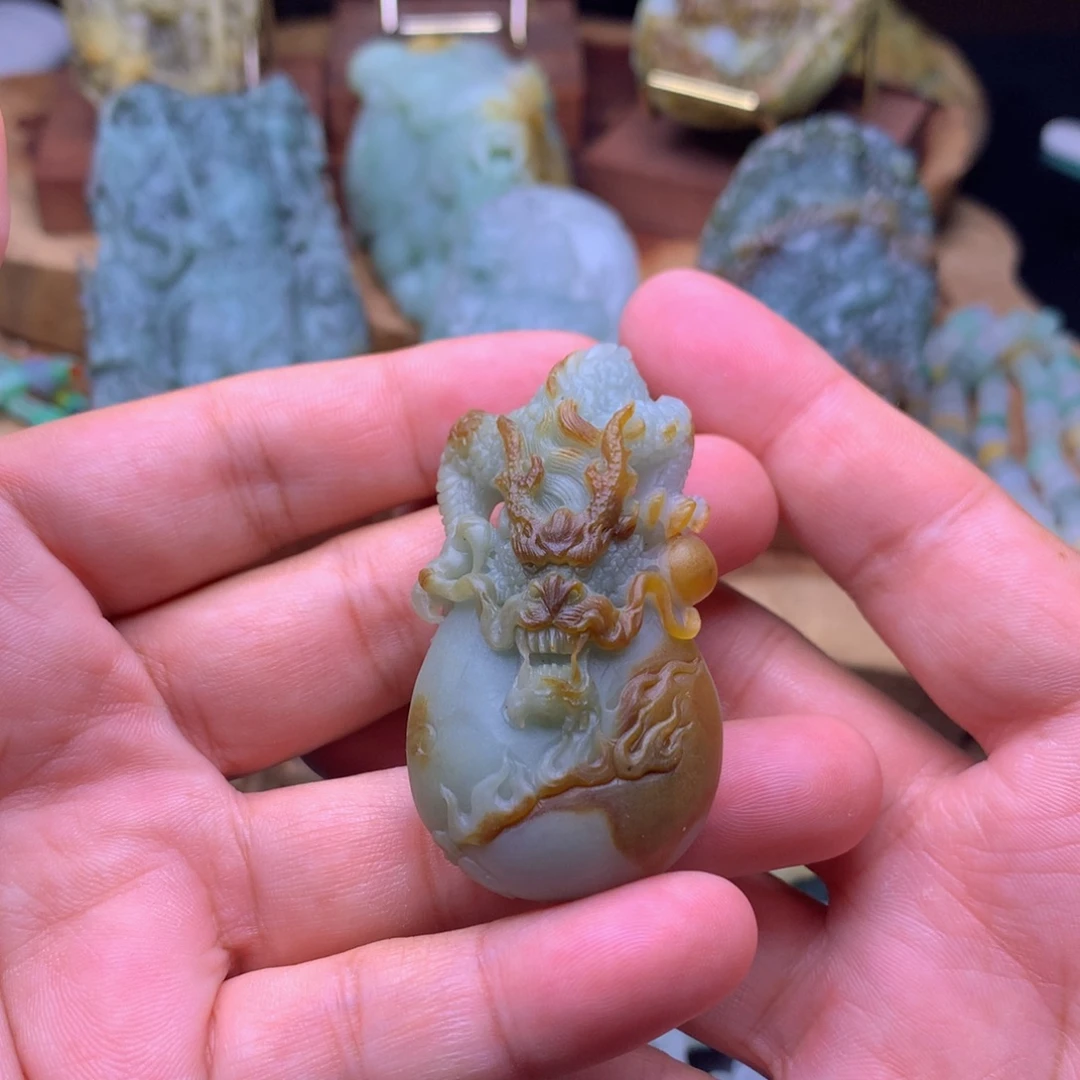 定制翡翠未镶嵌翡翠