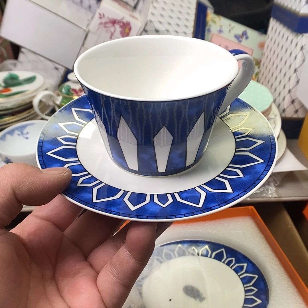 开播时间每周两期