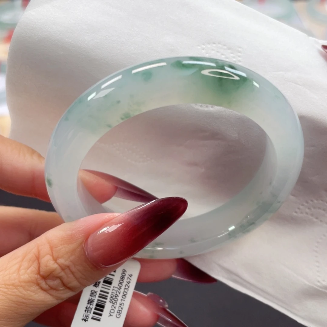 未镶嵌手镯翡翠17号52.5种老冰胶果冻底飘绿花清新淡雅推荐