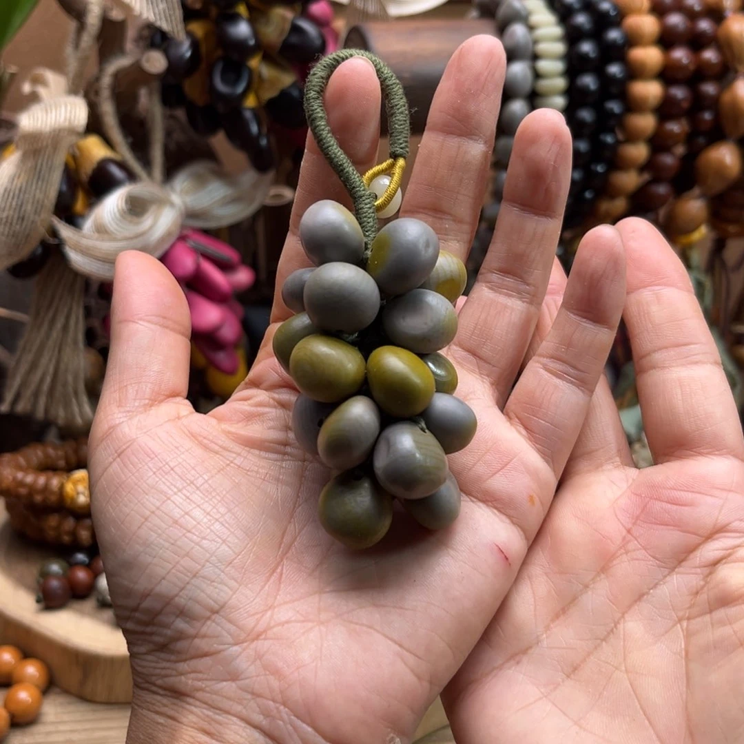 星***草珠菩提吊坠菩提