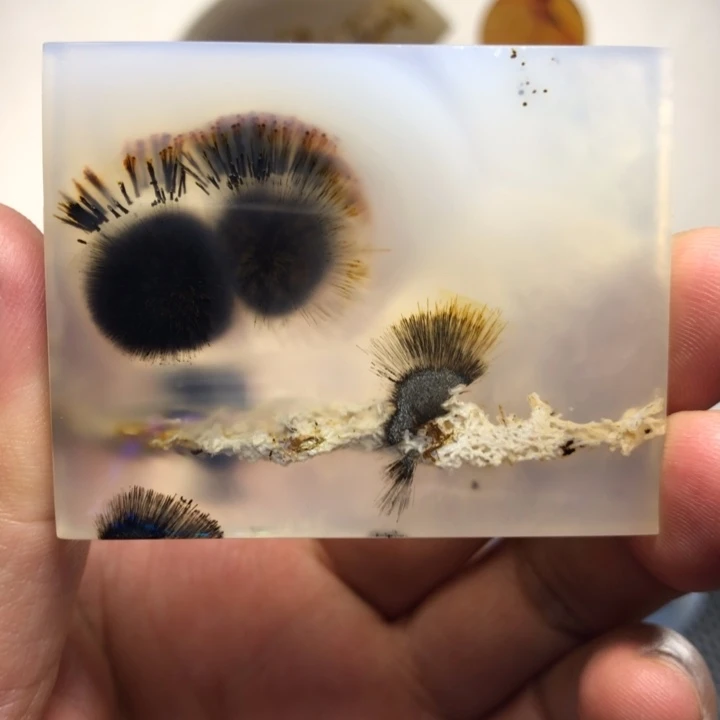 玛瑙/玉髓合金颈饰