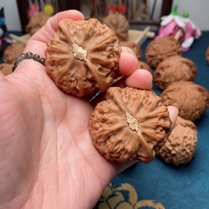 文玩核桃把件宫灯43