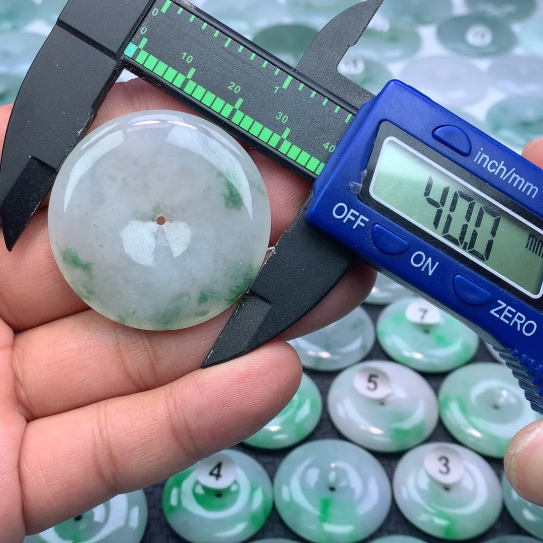 翡翠颈饰未镶嵌缅甸天然A货翡翠