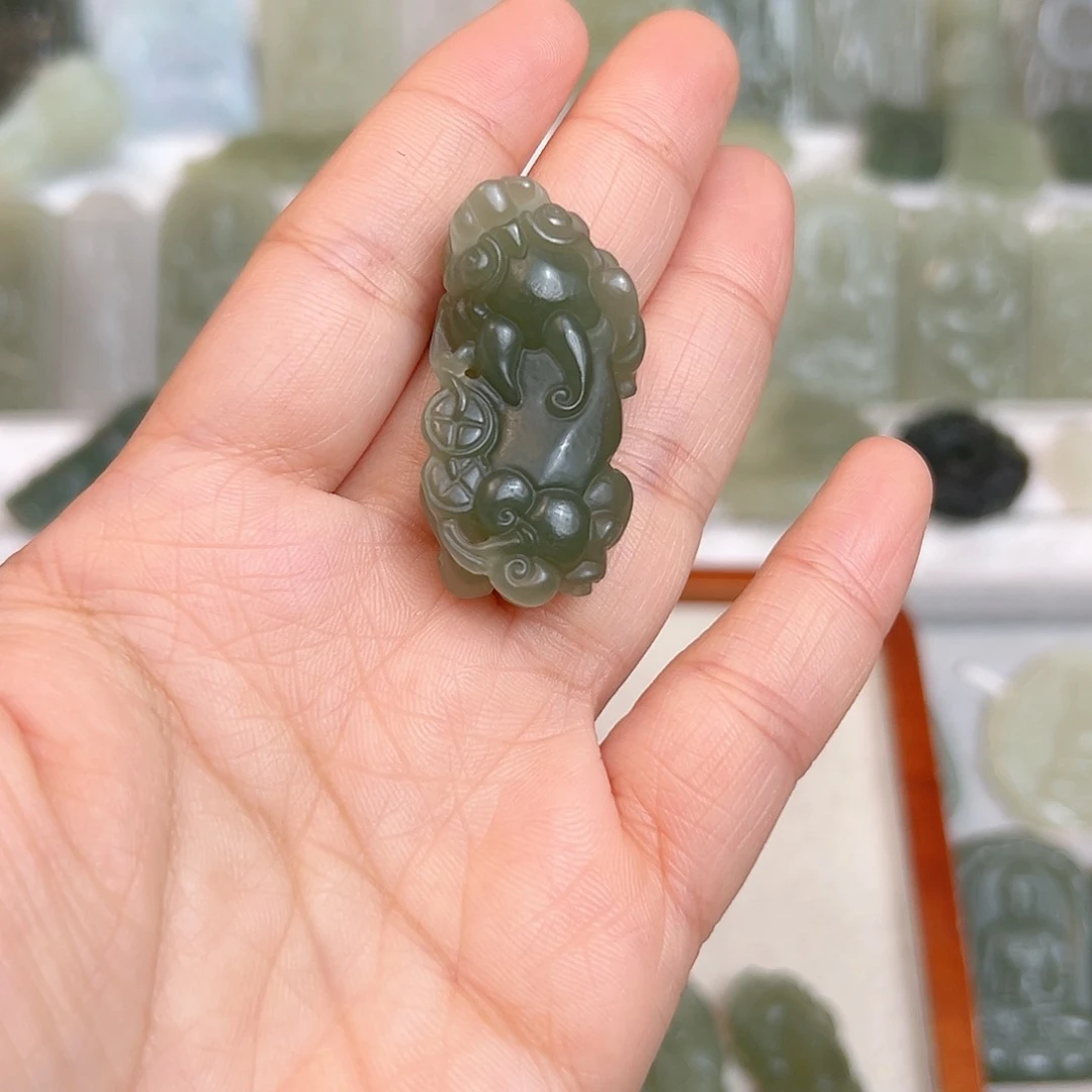 颈饰未镶嵌和田玉a**呆