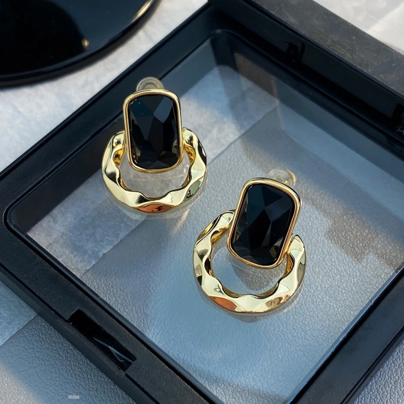 铜合金耳饰 2025新款几何黑色金属耳饰欧美冷淡风耳圈方形设计感
