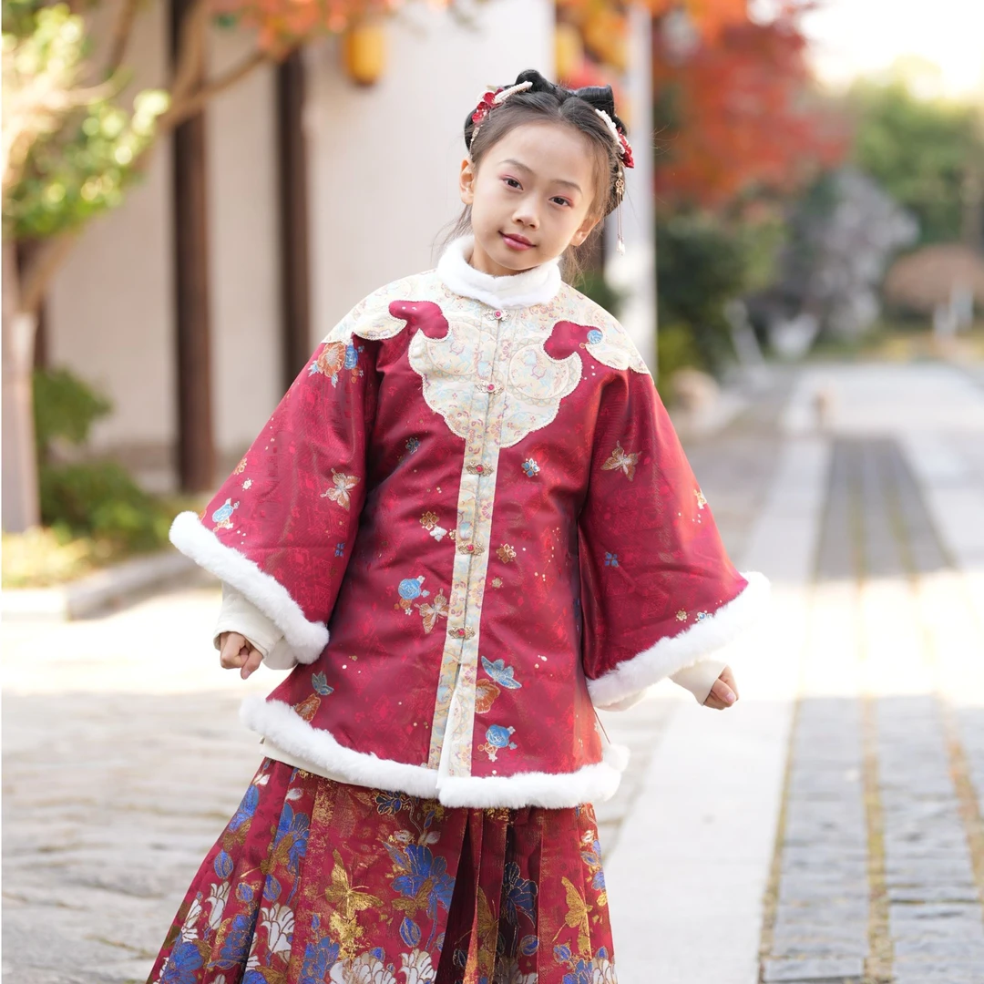 鲜衣怒马少年时 香蝶 原创明制立领琵琶袖短袄半袖马面套装红色冬