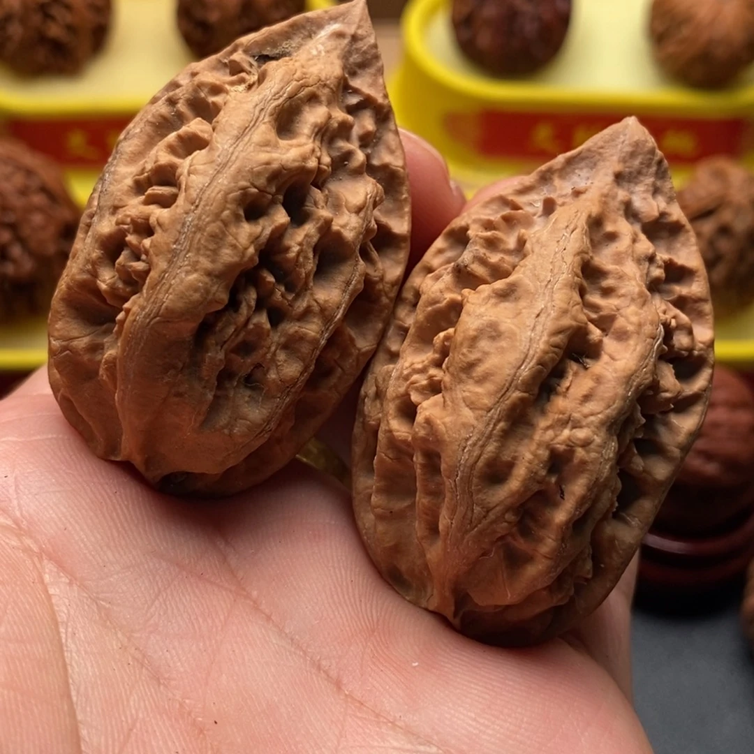 文玩核桃吊坠小涵13
