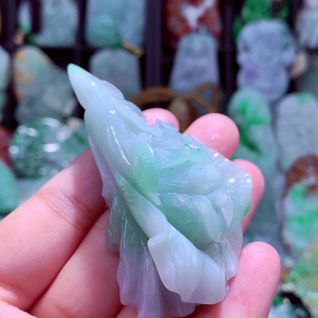 颈饰未镶嵌翡翠天然