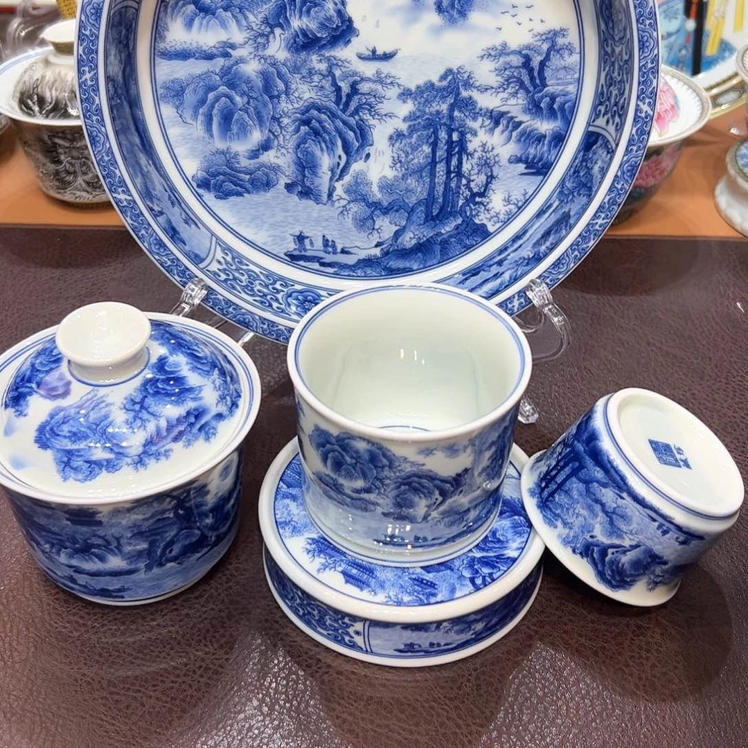 摆件他回家哈哈姐姐家吗