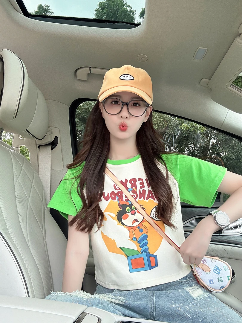 夏季新款时尚多巴胺小个子百搭显瘦减龄卡通短袖T恤休闲圆领上衣