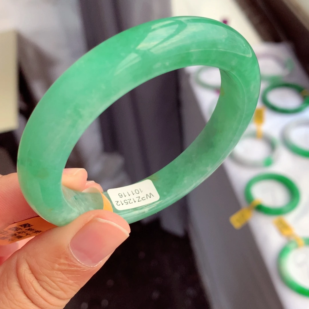 未镶嵌手镯翡翠缅甸翡翠