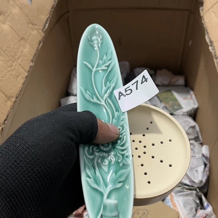 <***蝎瓷片茶摆件工艺品摆件666