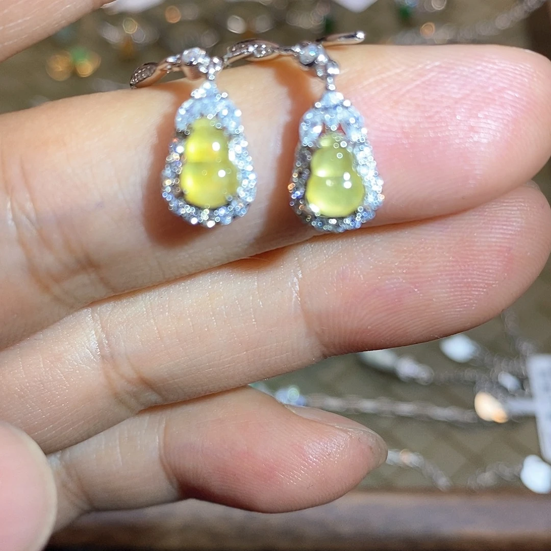 翡翠银S925镶嵌耳饰葫芦耳钉