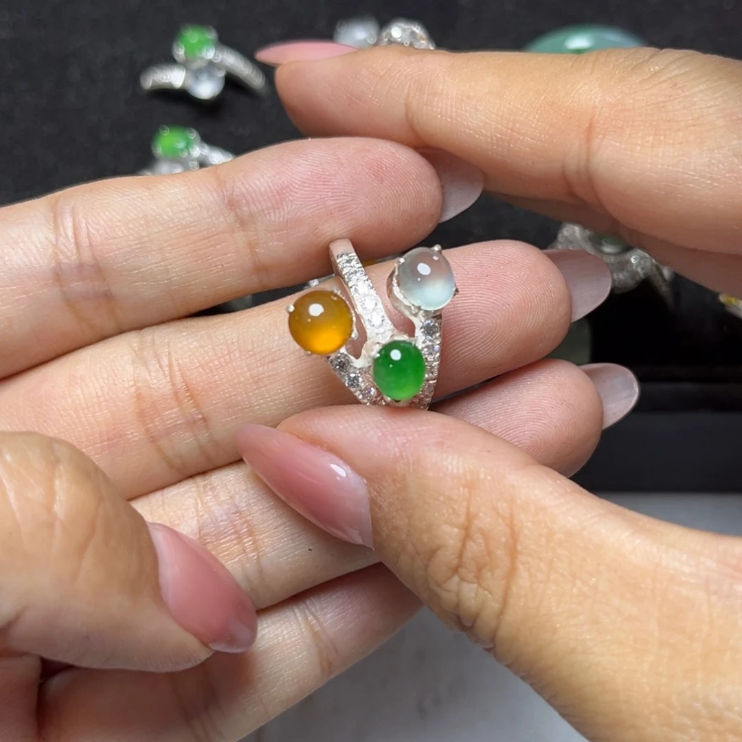 翡翠未镶嵌戒指缅甸天然翡翠Ａ货