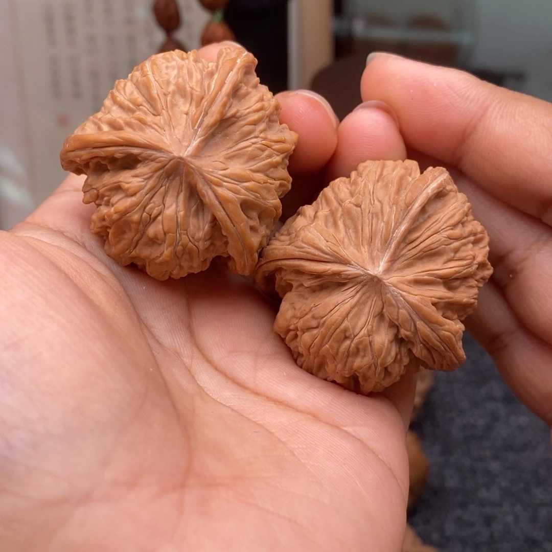 文玩核桃把件40磨盘三棱