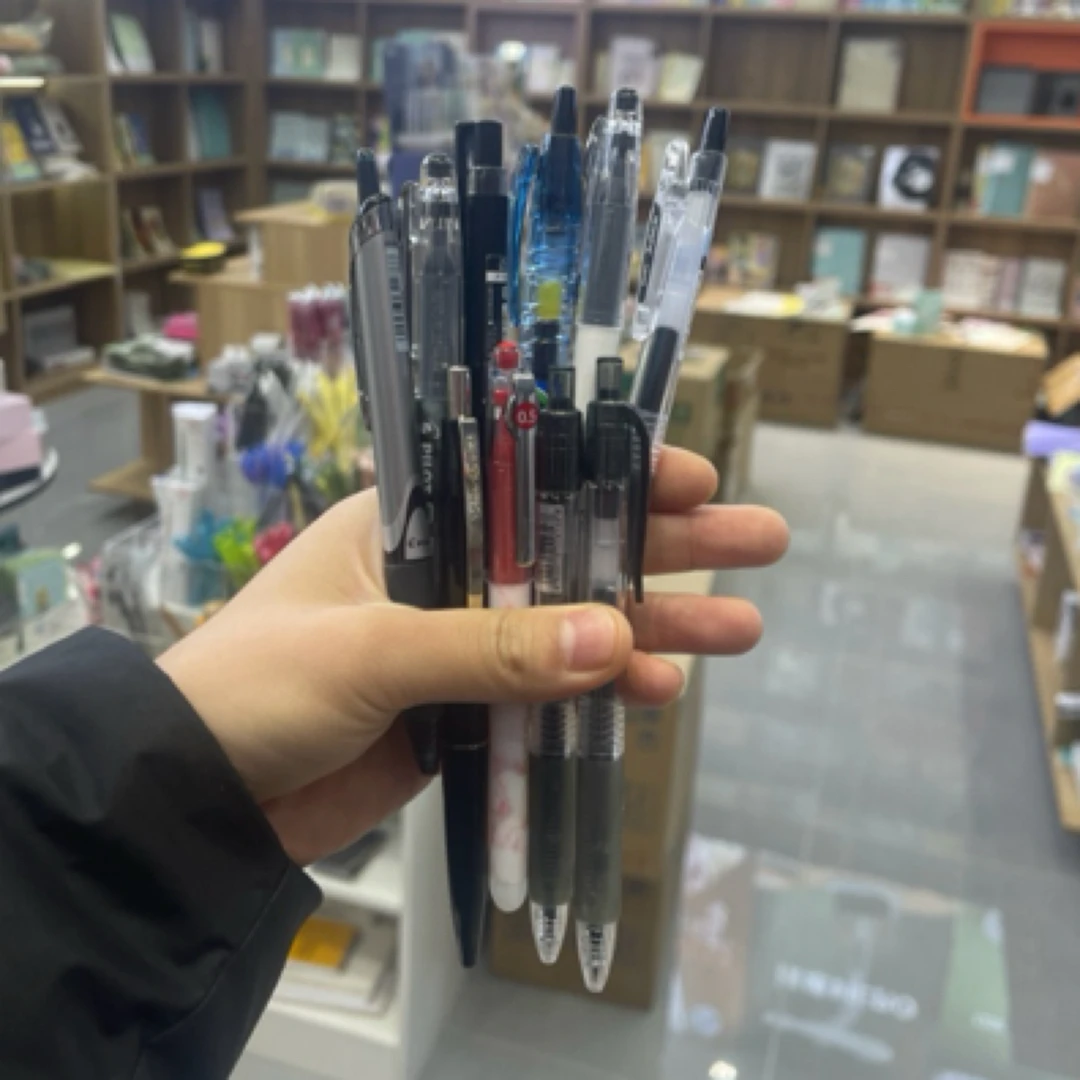 百乐进口高端9黑1红