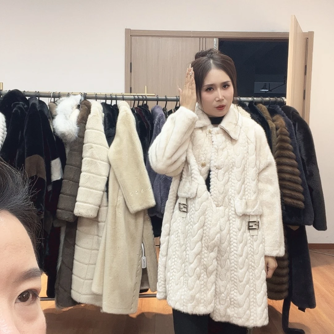 60号皮毛一体外套