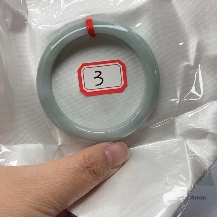 翡翠未镶嵌手镯翡翠