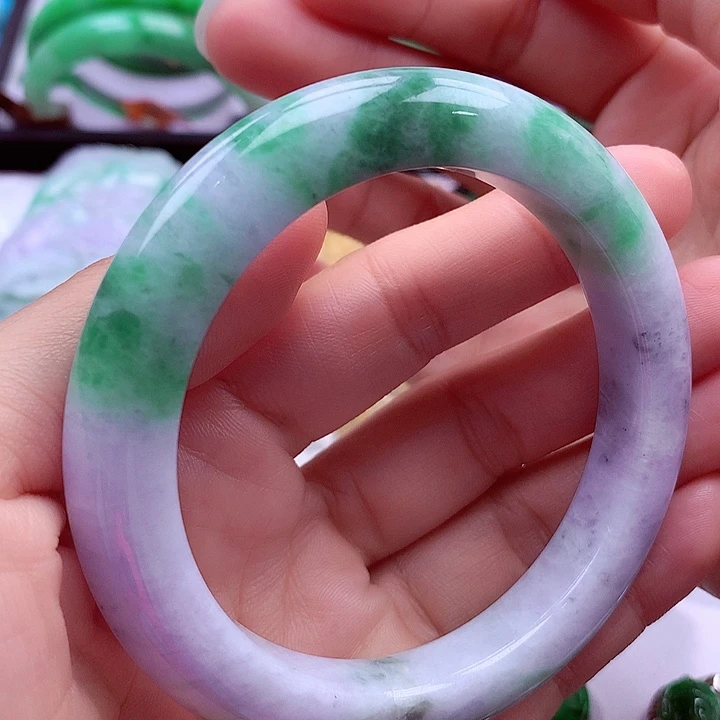 翡翠未镶嵌手镯翡翠
