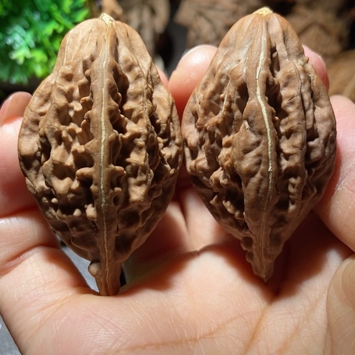 把件文玩核桃东北楸子小雪266