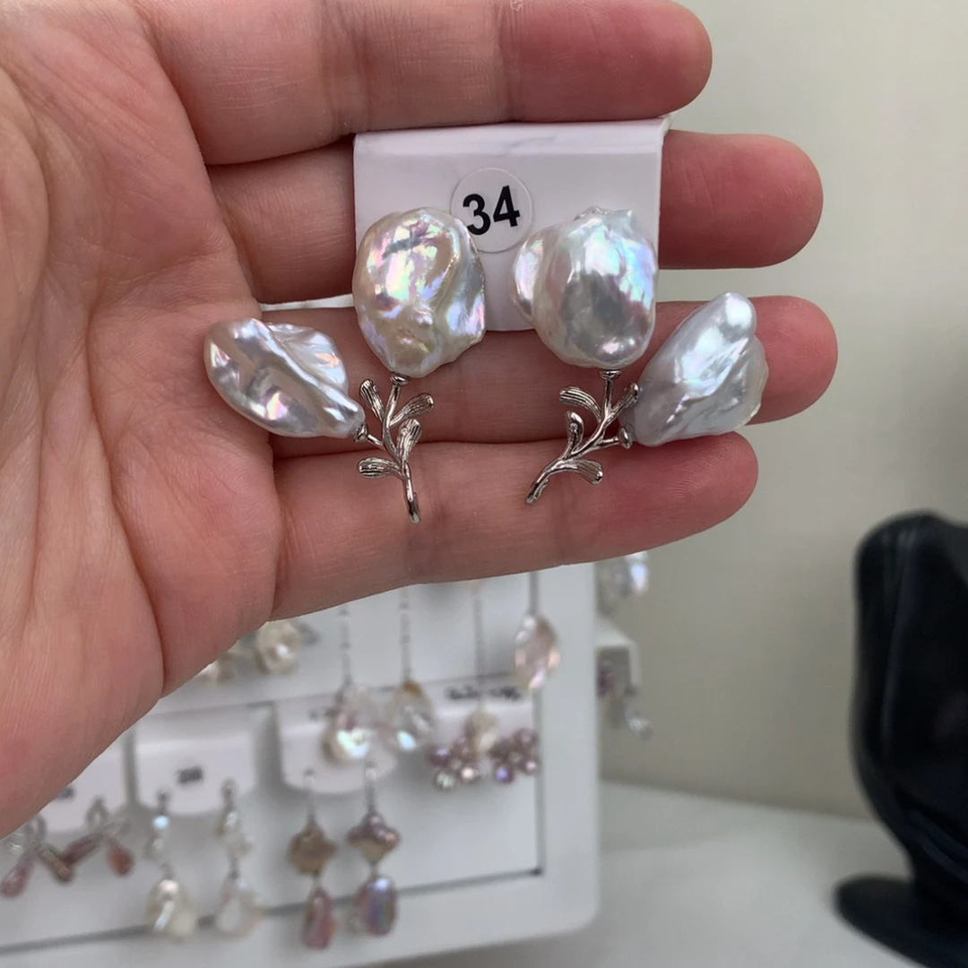 向***笑巴洛克花瓣耳饰➕S925银镶