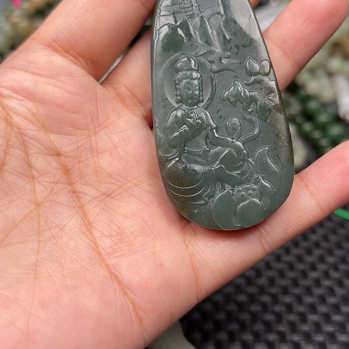 颈饰未镶嵌和田玉