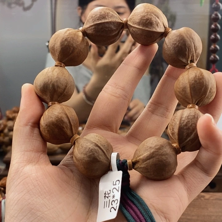 橄榄核吊坠李****面梅林铁