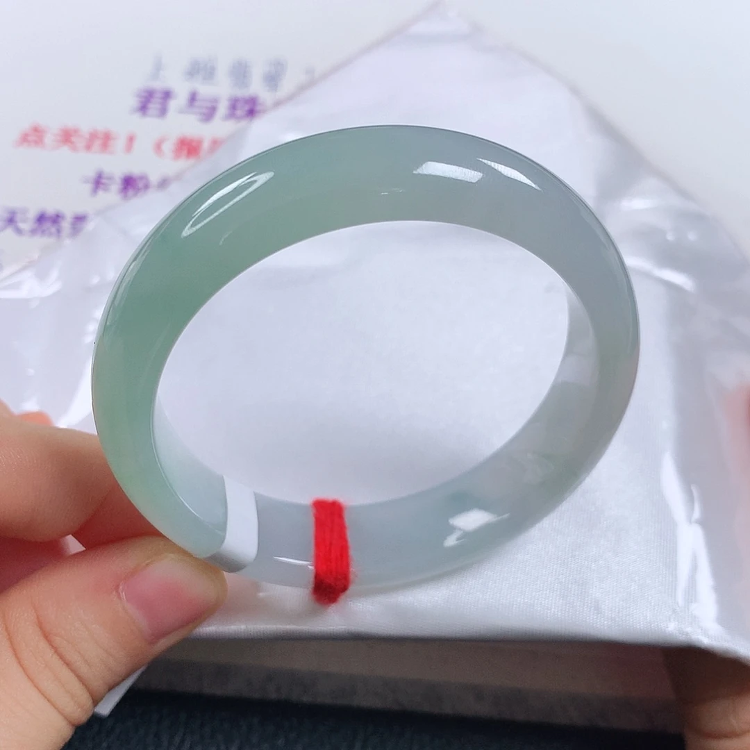 翡翠手镯未镶嵌 正圈①③③