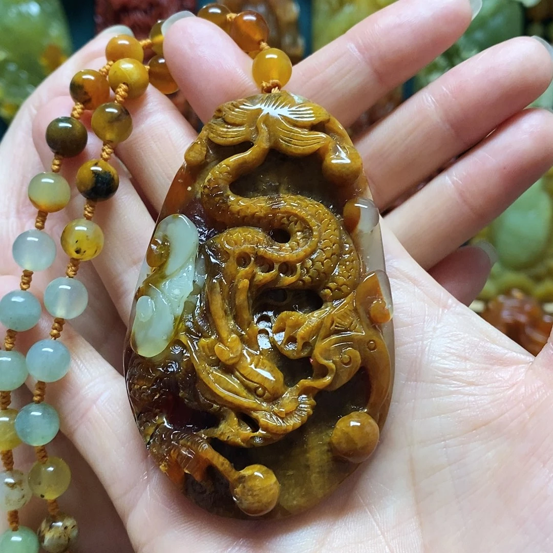 岫玉未镶嵌吊坠(赠链)