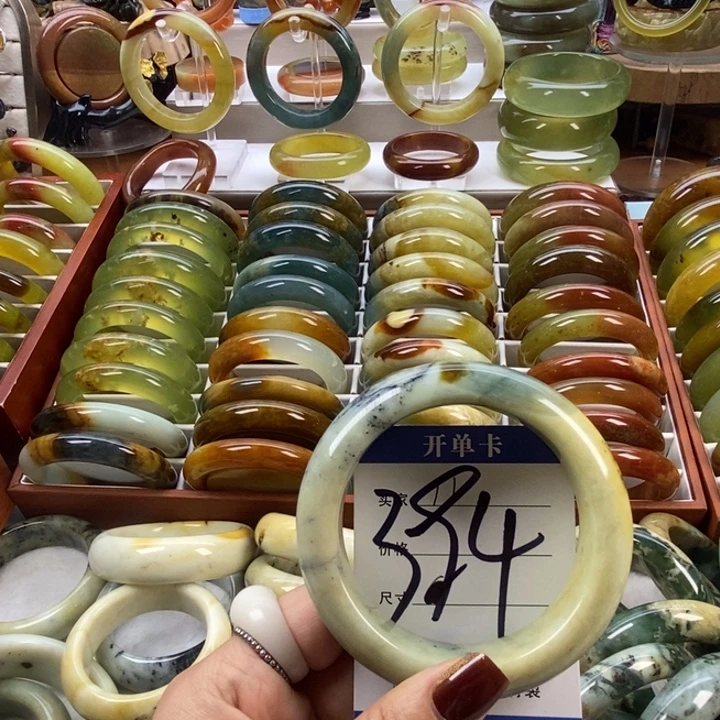 蛇纹石玉未镶嵌手镯62.7-63