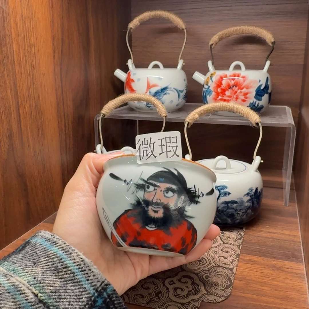 釉下手绘茶具微瑕