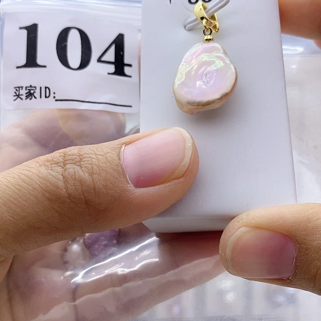 淡水珍珠颈饰钛钢