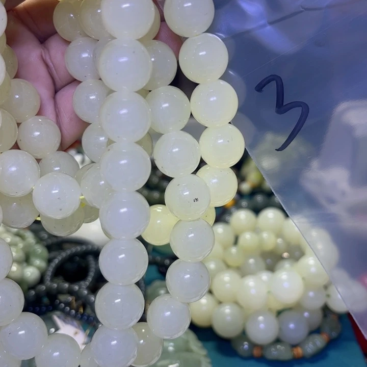 蛇纹石玉未镶嵌项链紫**来