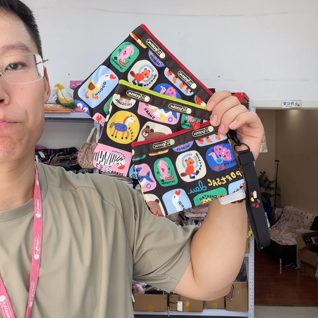 PU化妆包等产品和