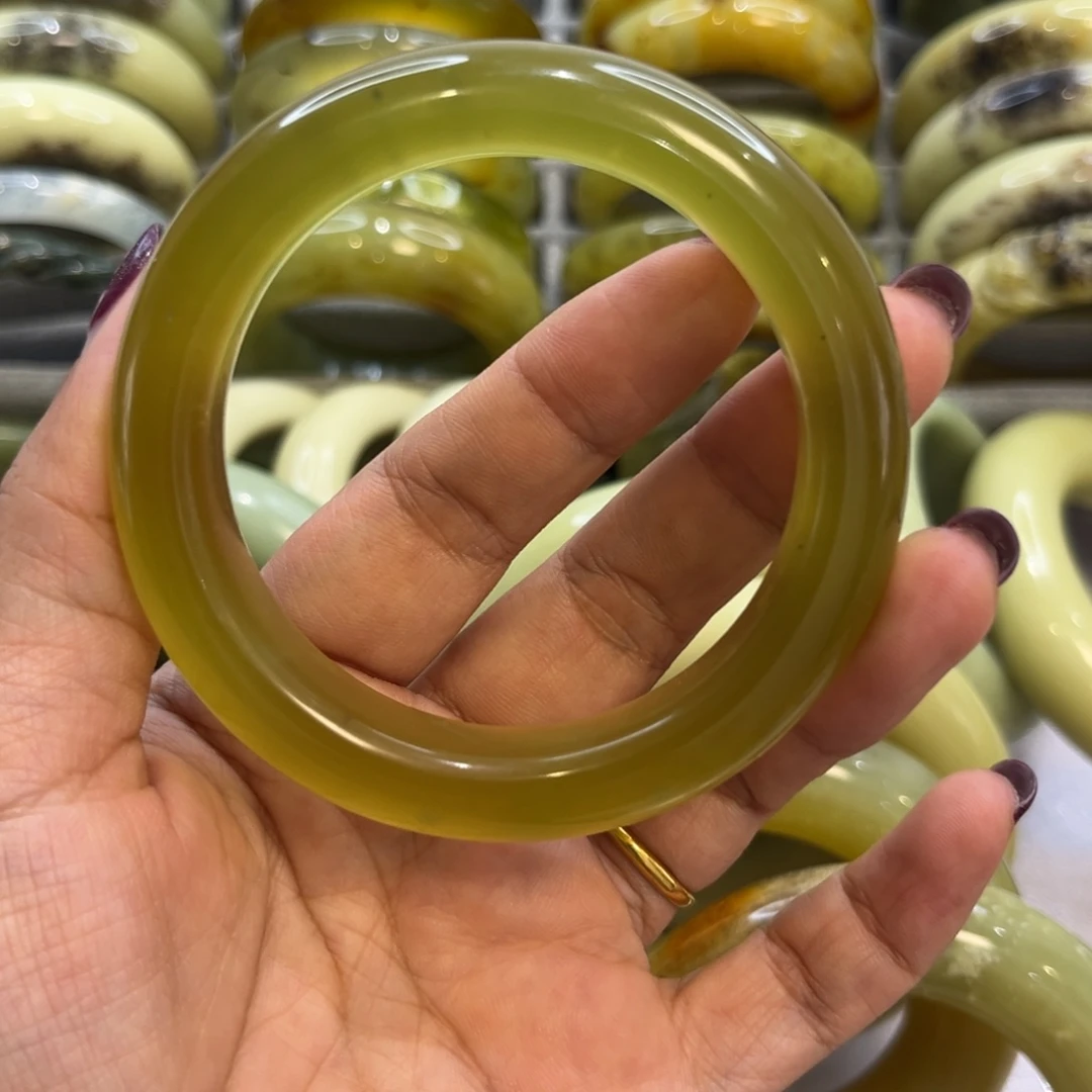 未镶嵌蛇纹石玉手镯4号55.8