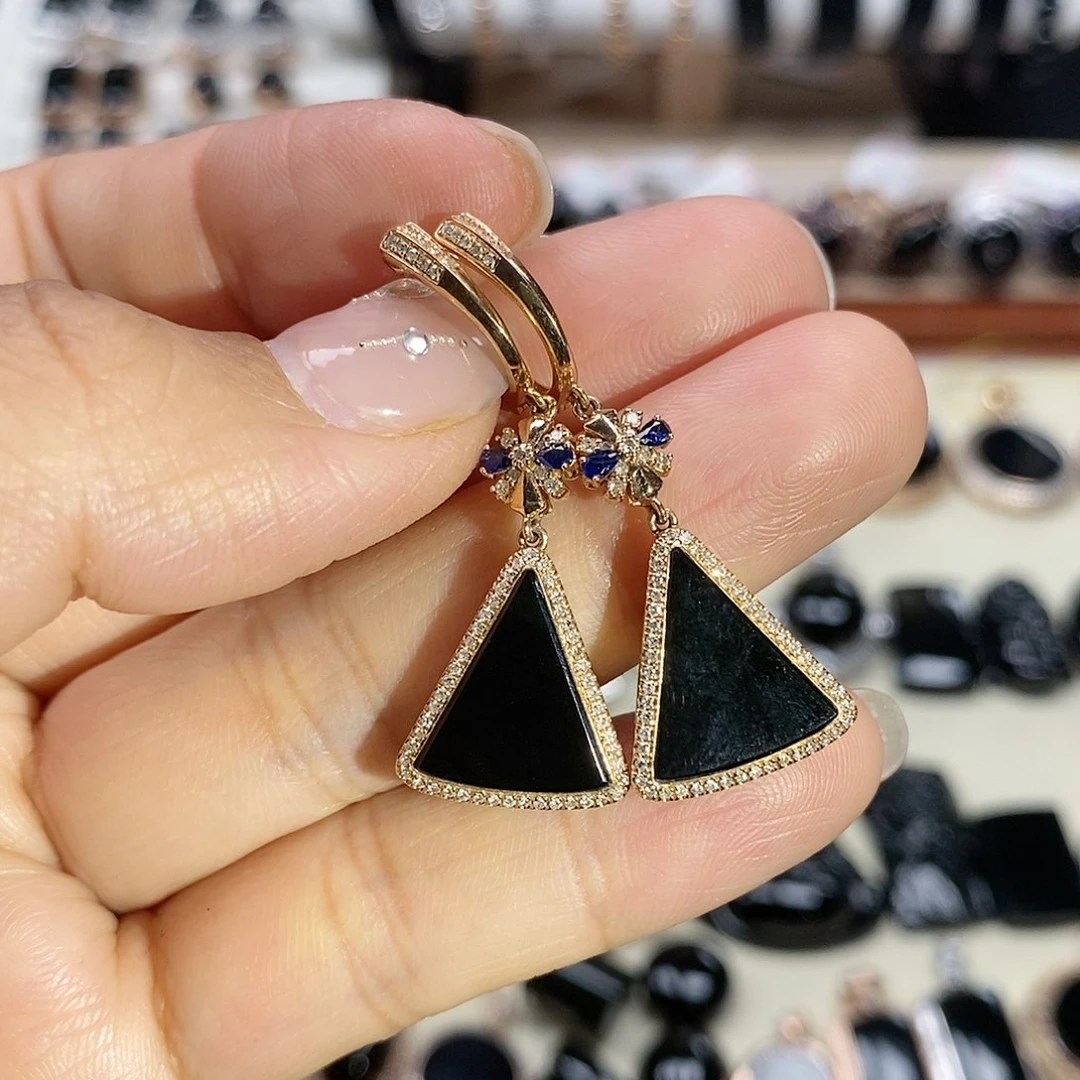 翡翠耳饰18K金镶嵌墨翠耳饰