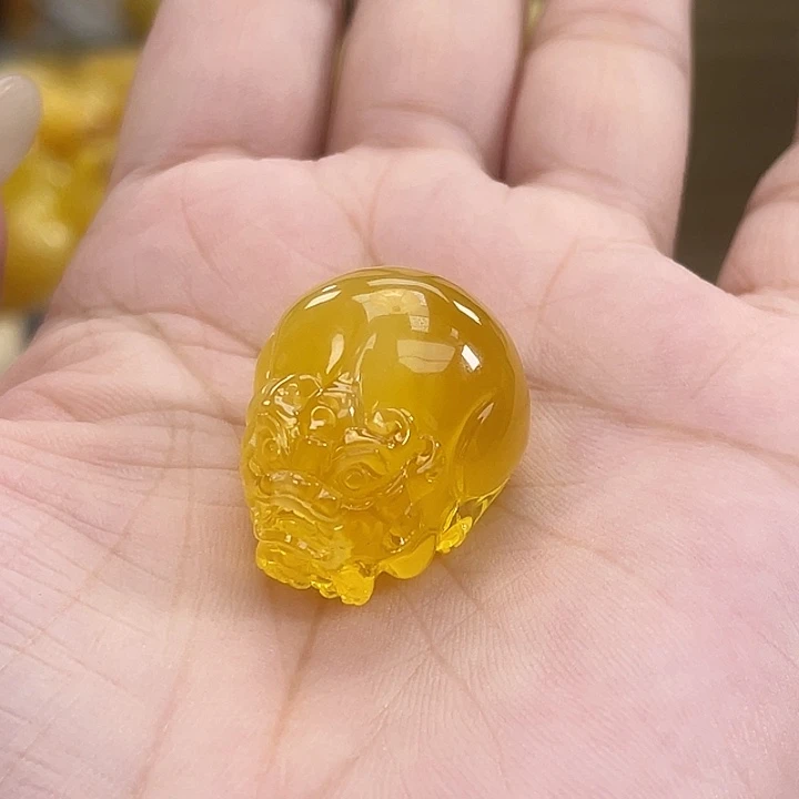 琥珀未镶嵌珠宝奇石琥珀h43