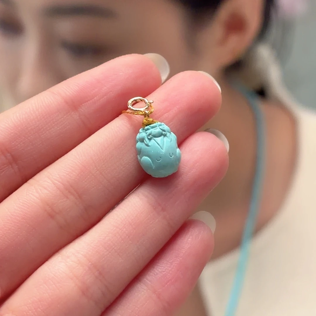 绿松石未镶嵌颈饰