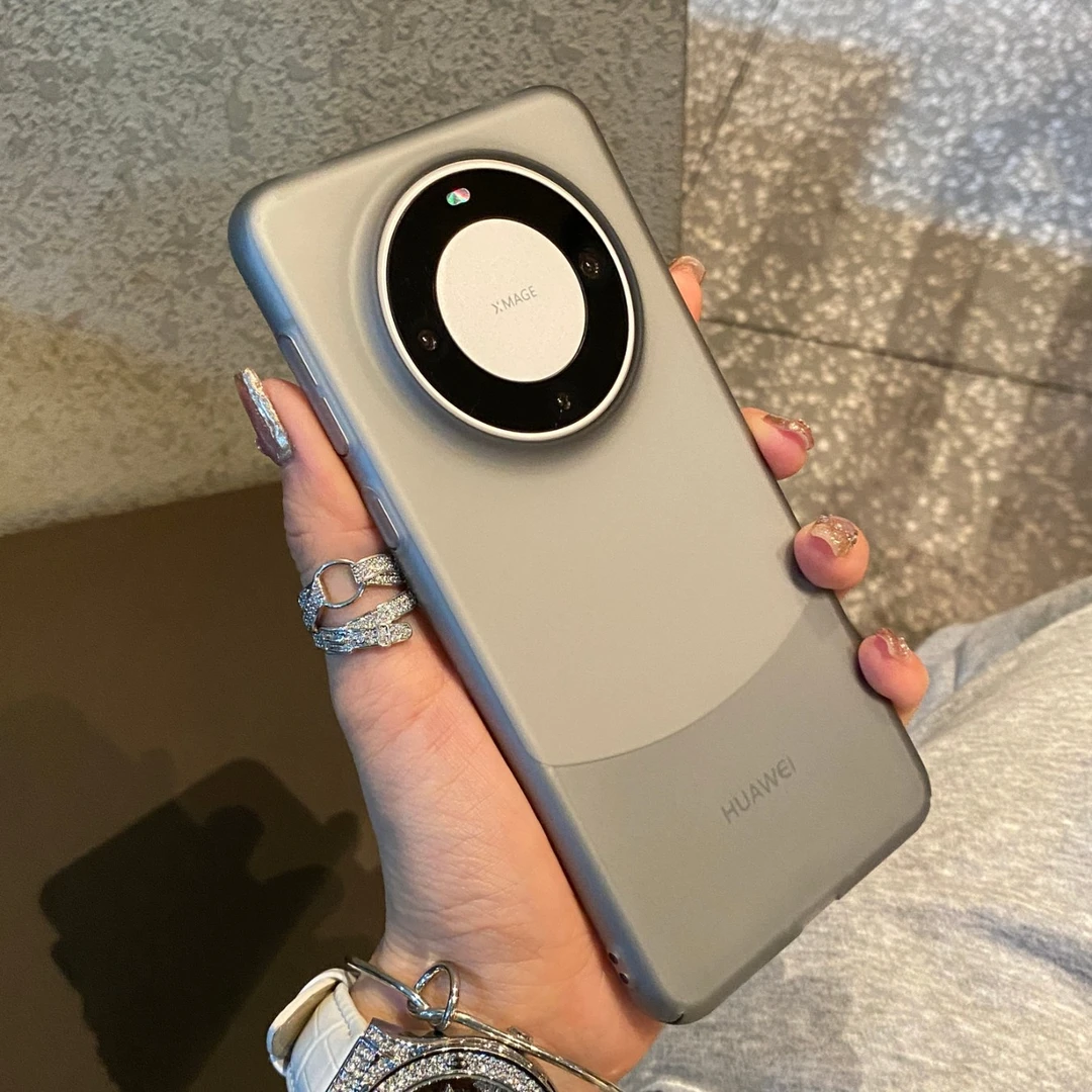 适用于华为Mate70Pro冰雾肤感手机壳Mate60Pro+磨砂裸机手感简约