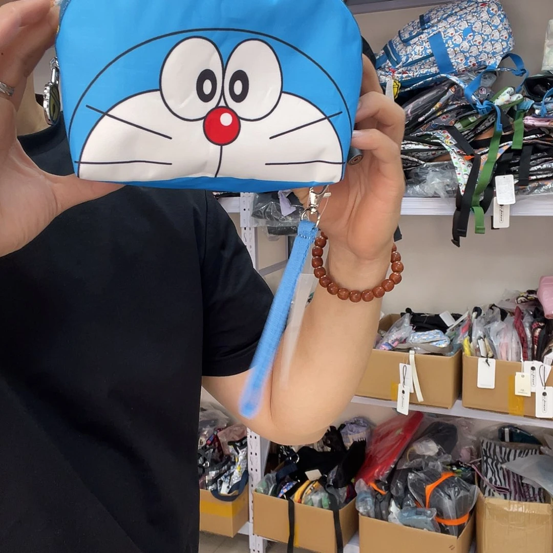 PU化妆包等产品和产品