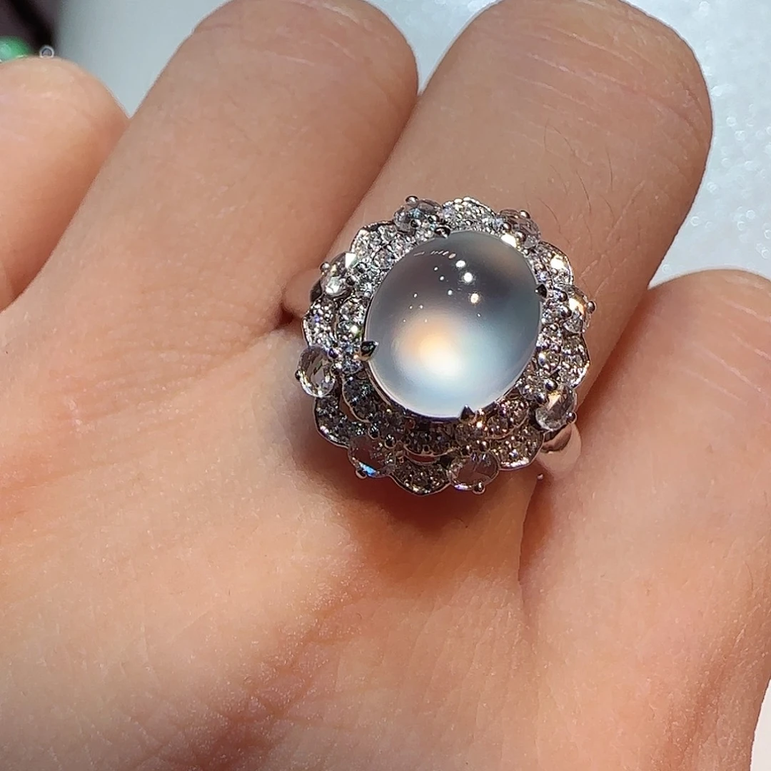 翡翠戒指18K金镶嵌戒指