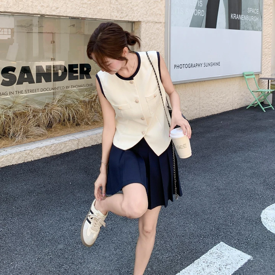 小香风套装女欧洲站2025夏季新款撞色无袖马夹+百褶短裙两件套潮