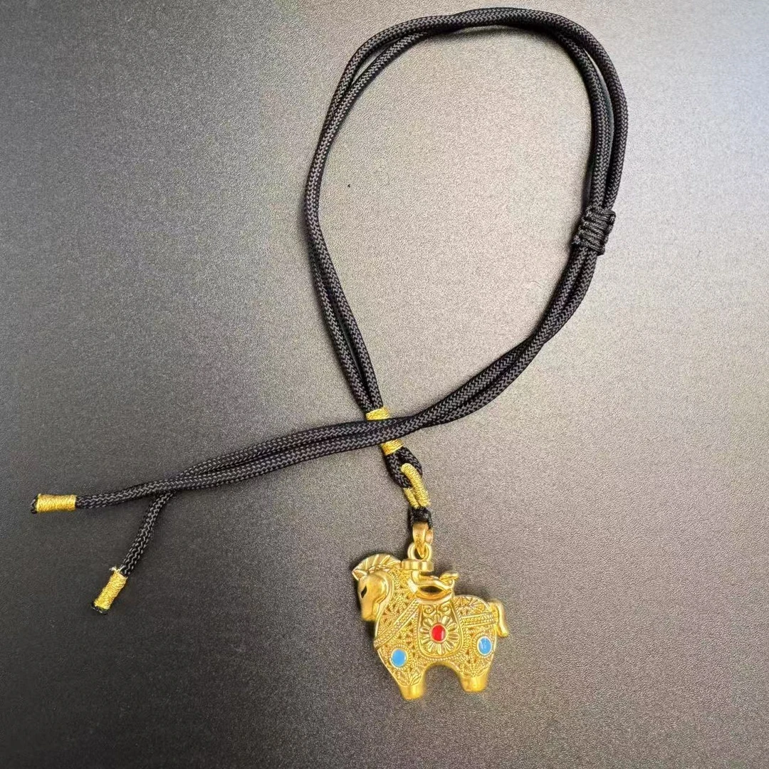 足金999黄金珐琅彩 古法四合如意唐彩马黑绳吊坠新款生肖