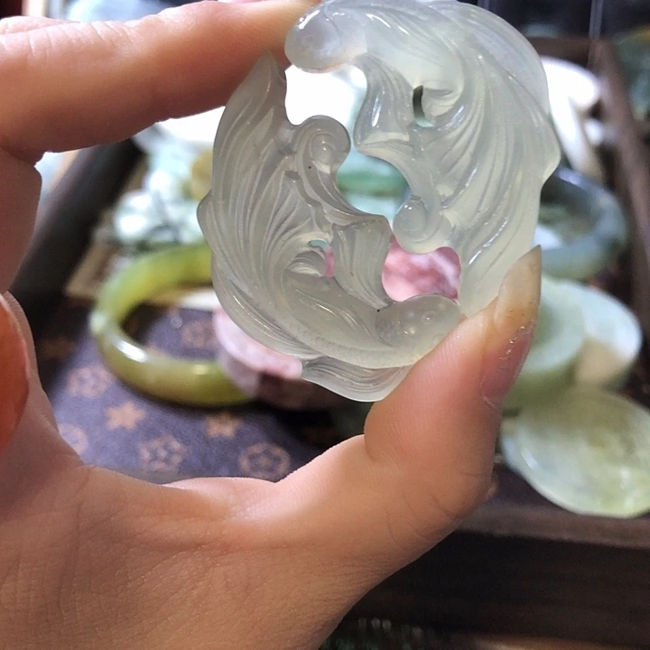岫玉未镶嵌岫玉挂件