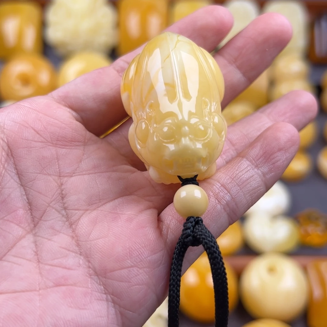 琥珀未镶嵌颈饰纯天然琥珀蜜蜡无优化