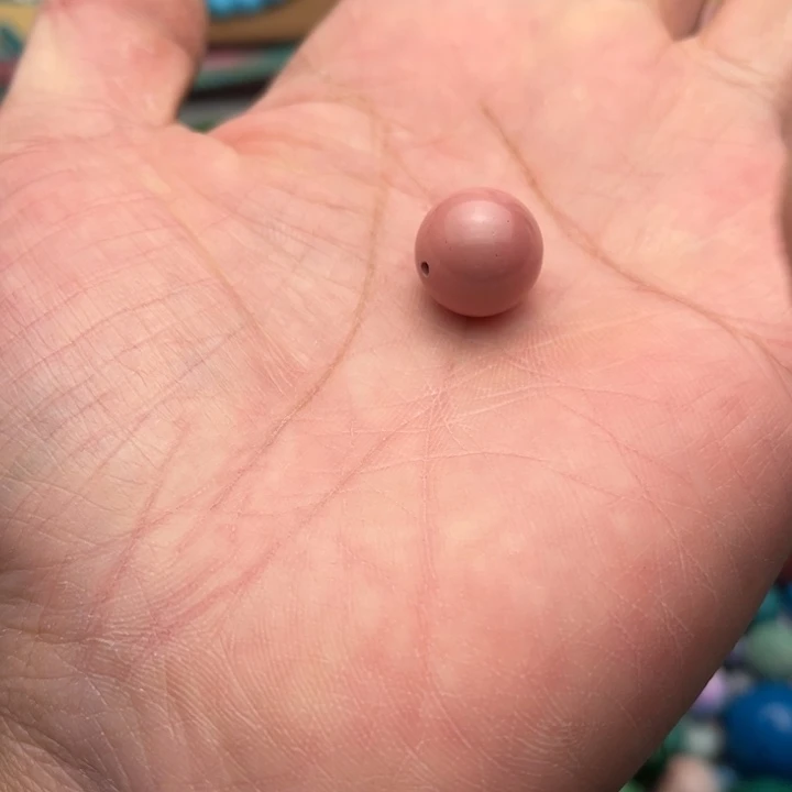 无非金属配饰配珠串