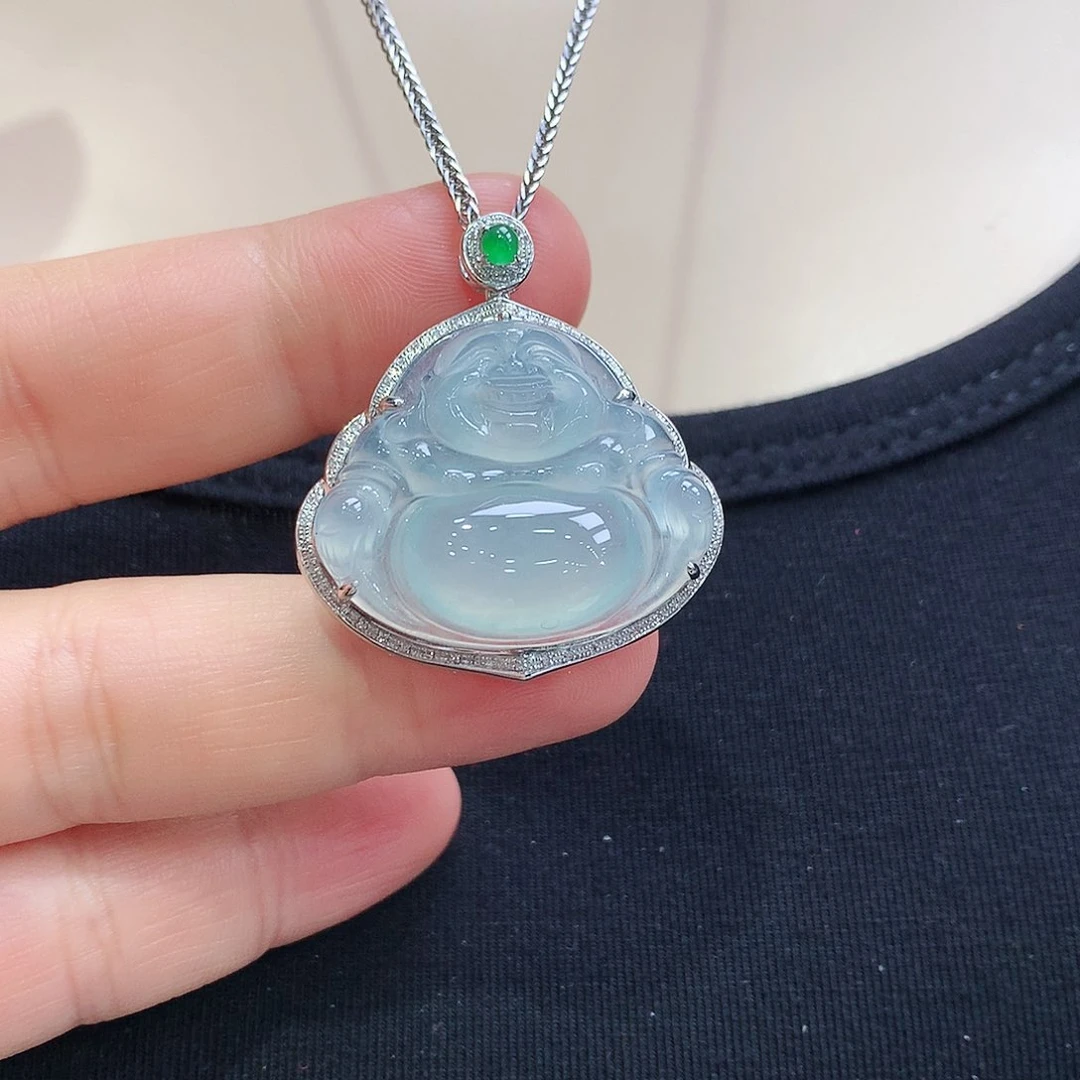 翡翠颈饰18K金镶嵌佛公