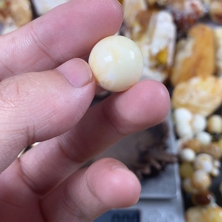 琥珀未镶嵌裸石我