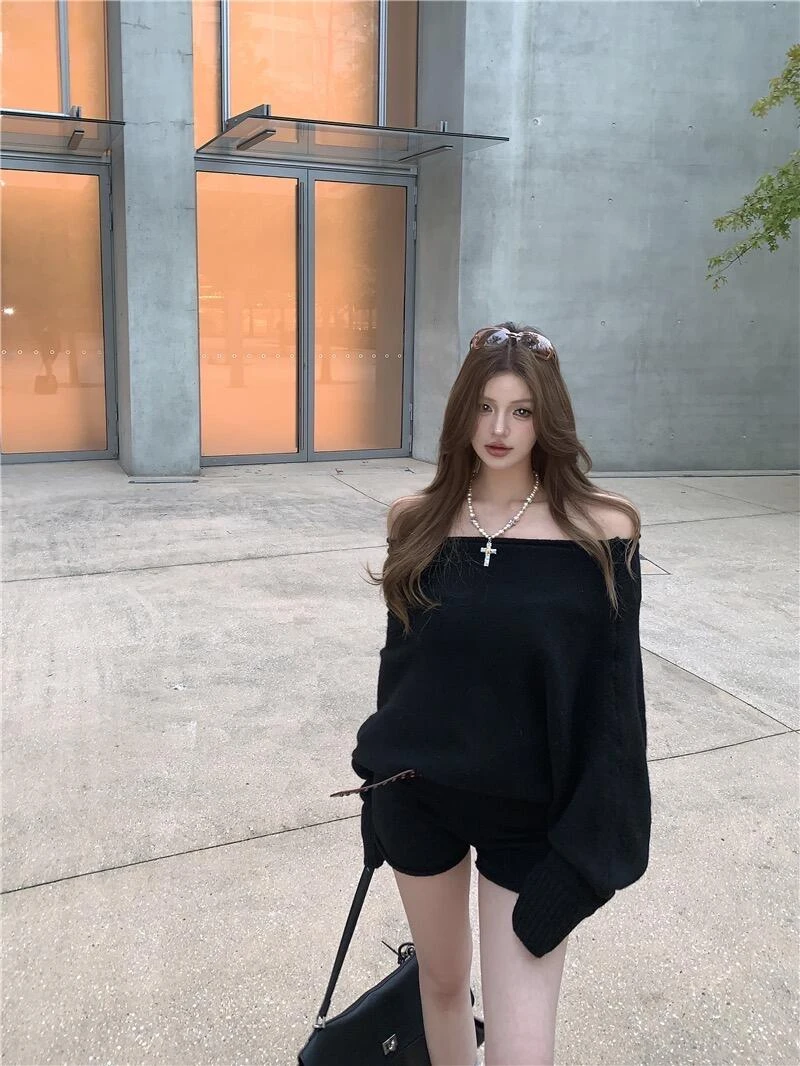 黑色一字肩辣妹长袖毛衣针织衫女秋季休闲套装慵懒直筒短裤两件套